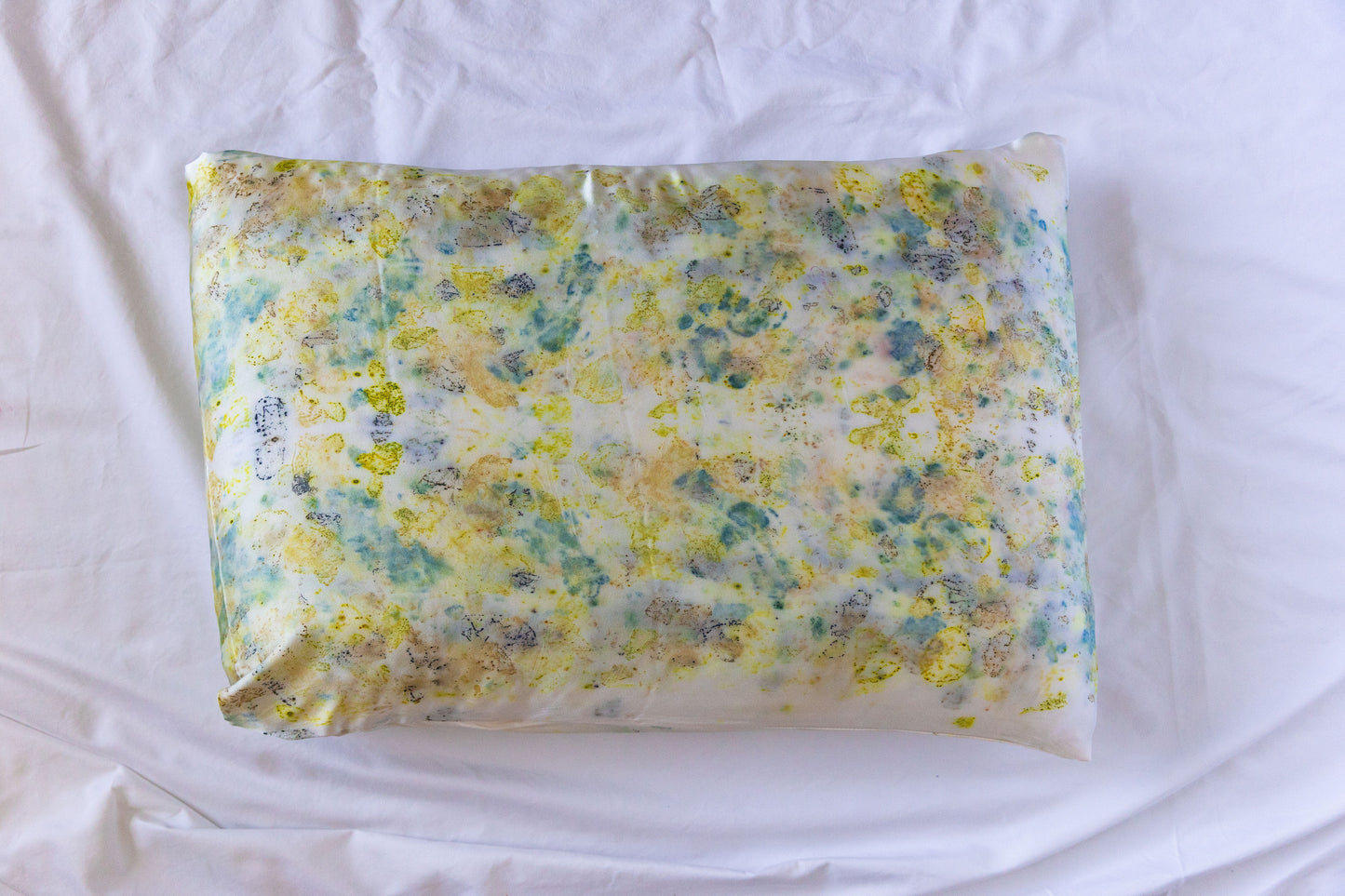 Plant-Dyed Silk Pillowcase - Rose Petals
