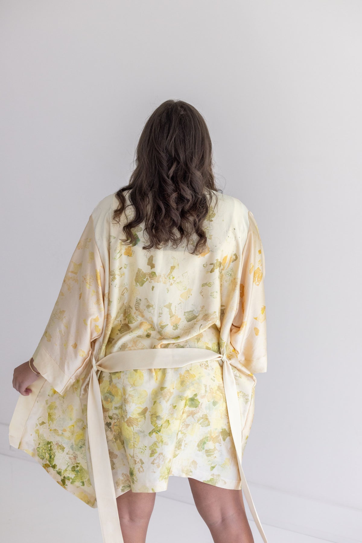 Caitlin Robe Onion Skin robe – Caitlin M Ritchie